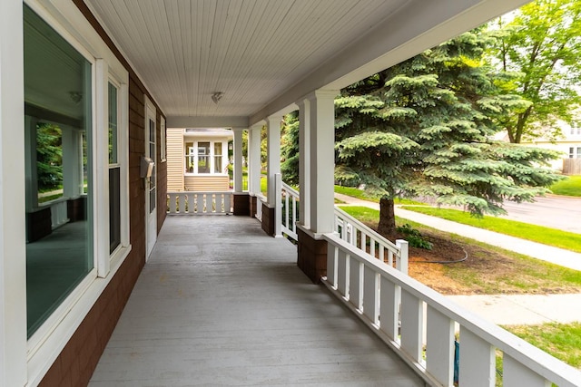 509 Nicollet Ave, North Mankato, MN 56003 - view of porch