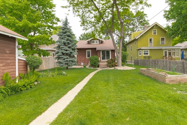 509 Nicollet Ave, North Mankato, MN 56003 - view of yard with a garden
