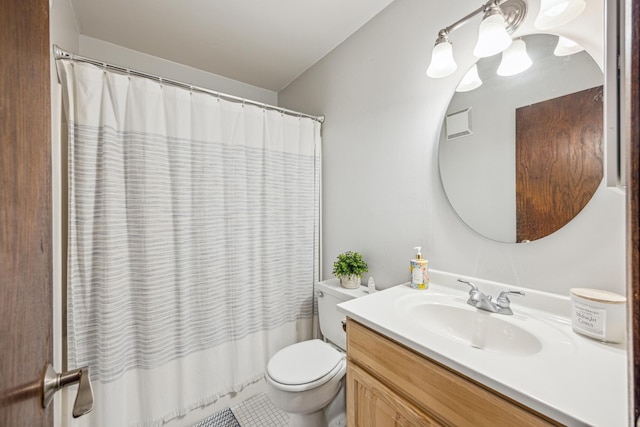 210 Grant St Unit 710, Minneapolis, MN 55403 - full bath with vanity, shower / bathtub combination with curtain, and toilet