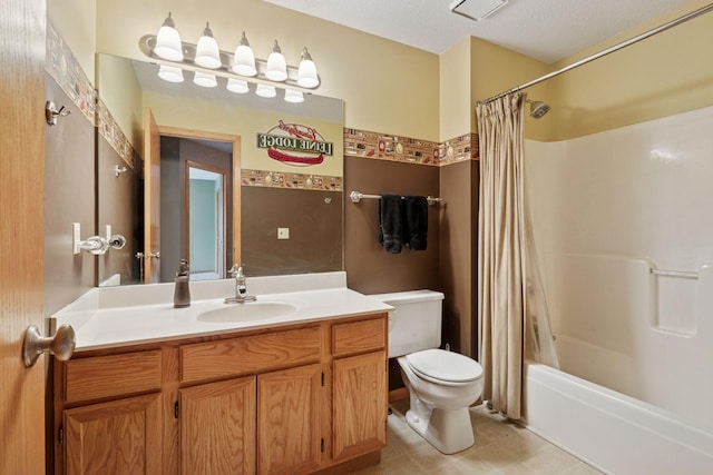 full bathroom with shower / bath combination with curtain, vanity, and toilet
