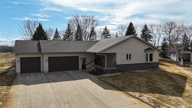 46377 Sunset Ct, Morris, MN 56267 - ranch-style home featuring a shingled roof, a garage, and concrete driveway