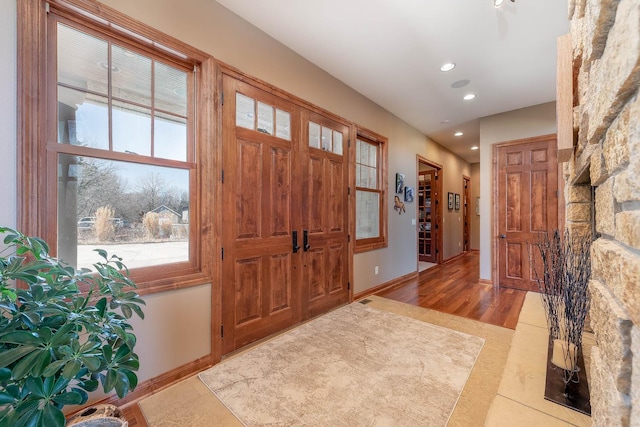 190 Stony Creek Rd, Mankato, MN 56001 - foyer with recessed lighting, baseboards, and wood finished floors