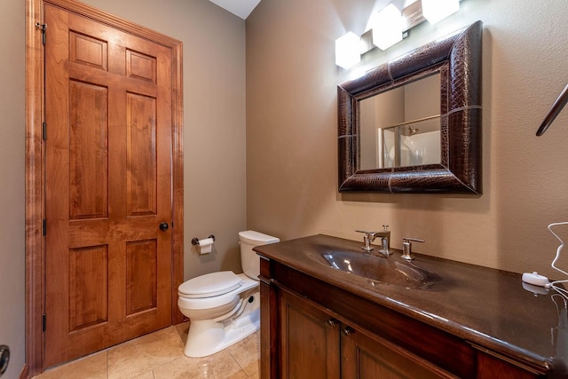 190 Stony Creek Rd, Mankato, MN 56001 - full bath with vanity, toilet, and tile patterned flooring