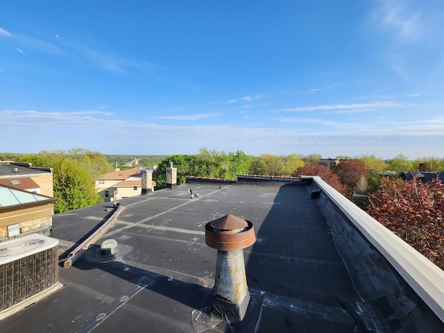 438 Portland Ave Unit 7, Saint Paul, MN 55102 - view of car parking