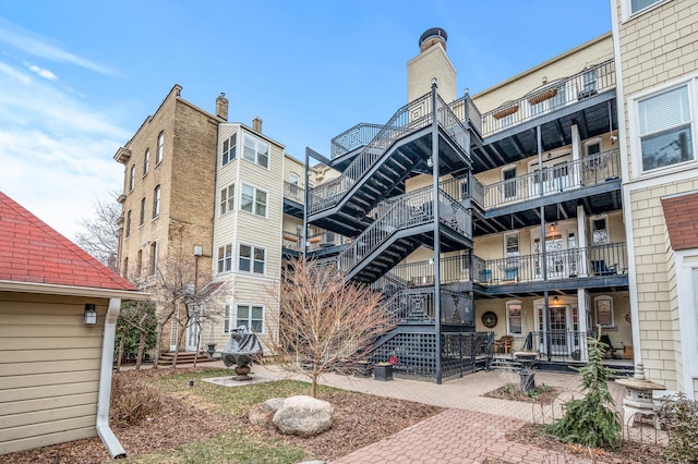438 Portland Ave Unit 7, Saint Paul, MN 55102 - view of apartment building / complex with stairs