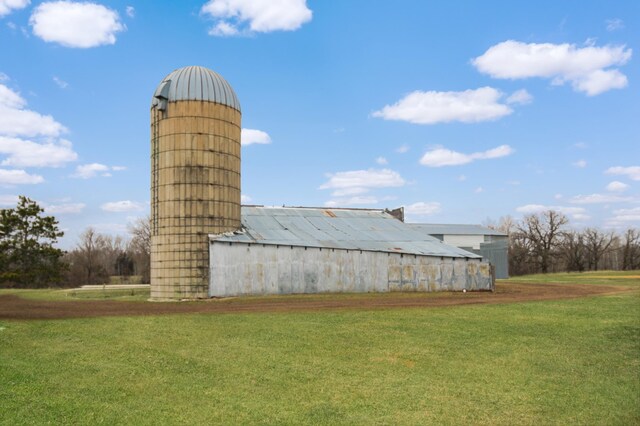 18848 223rd St, Richmond, MN 56368 - view of pole building featuring a yard