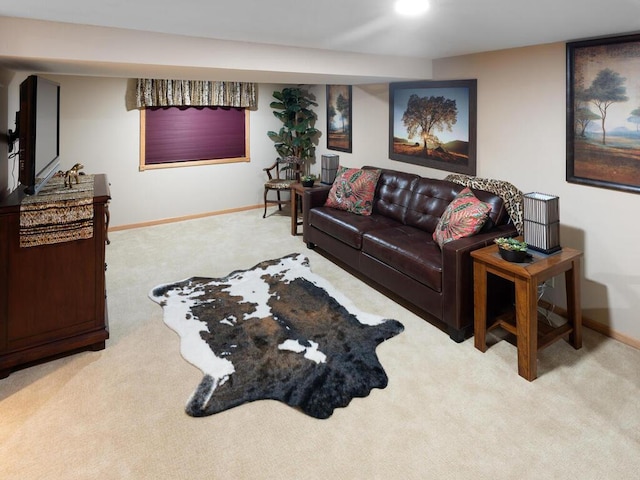 living room with carpet flooring and baseboards