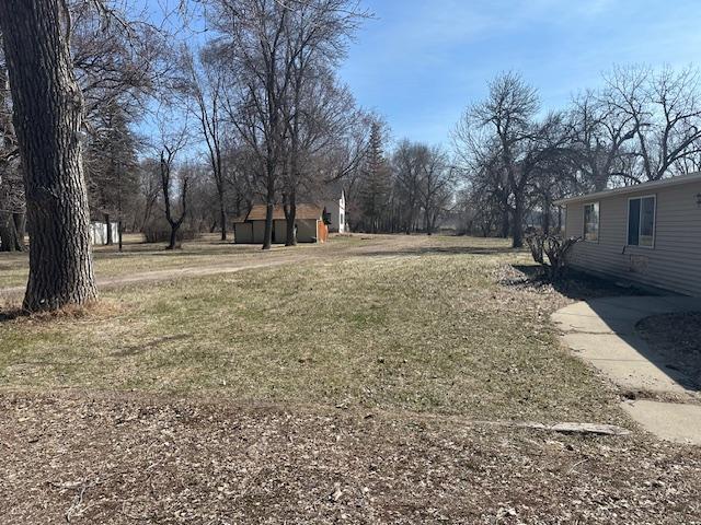 482 US Highway 12, Ortonville, MN 56278 - view of grassy yard