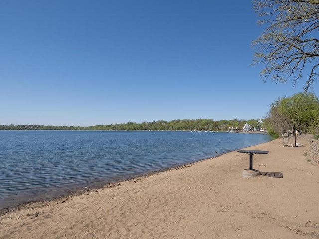 4136 Queen Ave S Unit 108, Minneapolis, MN 55410 - water view