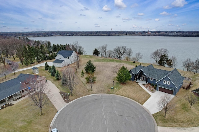 432 Lake Ct, Winsted, MN 55395