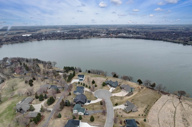 432 Lake Ct, Winsted, MN 55395