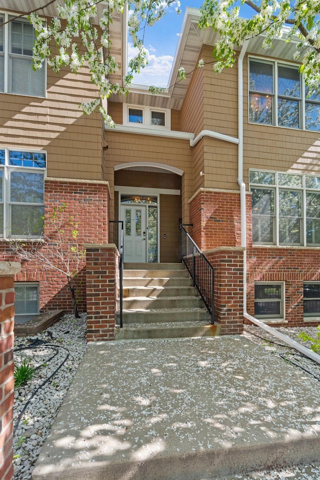 222 Ridgewood Ave, Minneapolis, MN 55403 - view of property entrance