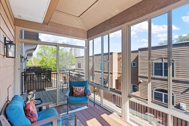 222 Ridgewood Ave, Minneapolis, MN 55403 - sunroom / solarium featuring lofted ceiling