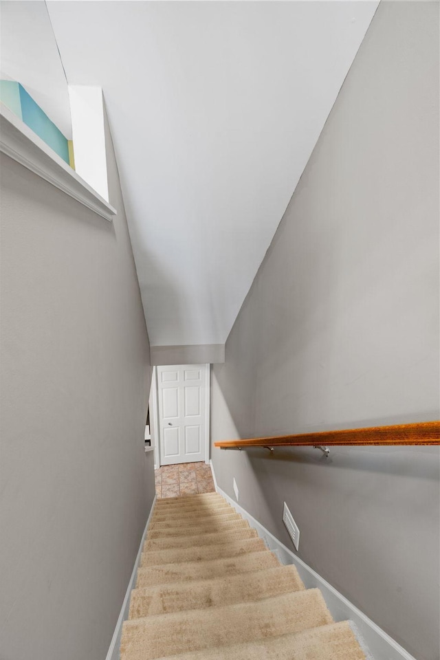 222 Ridgewood Ave, Minneapolis, MN 55403 - stairway with baseboards