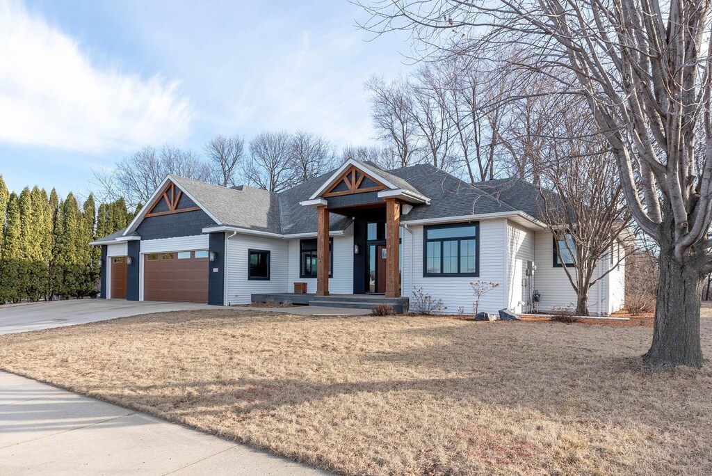 2110 Coventry Ln, North Mankato, MN 56003 - photo 1