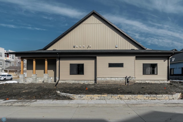 view of side of property