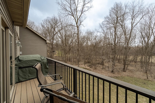 1125 Riverwood Dr SW, Oronoco, MN 55960 - wooden deck featuring a yard