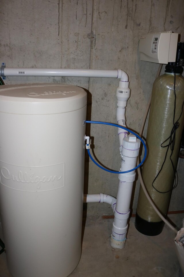 view of utility room