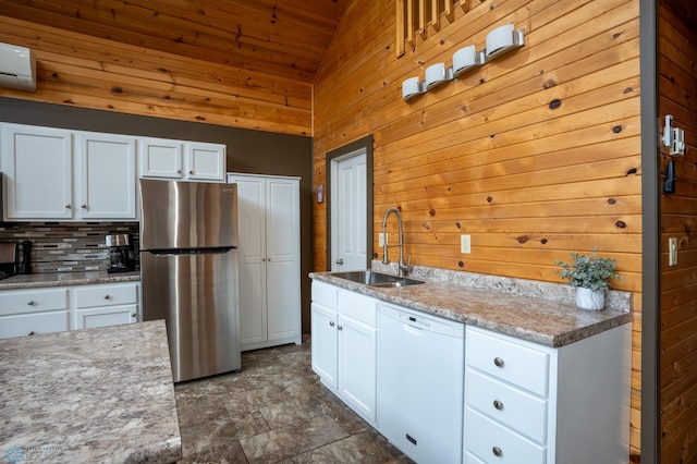 33489 Strawberry Dr, Sugar Bush E Twp, MN 56569 - photo 18