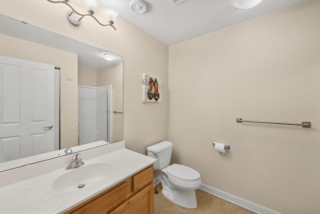 831 River Mews Ct, Minneapolis, MN 55414 - full bath with vanity, an enclosed shower, and tile patterned floors