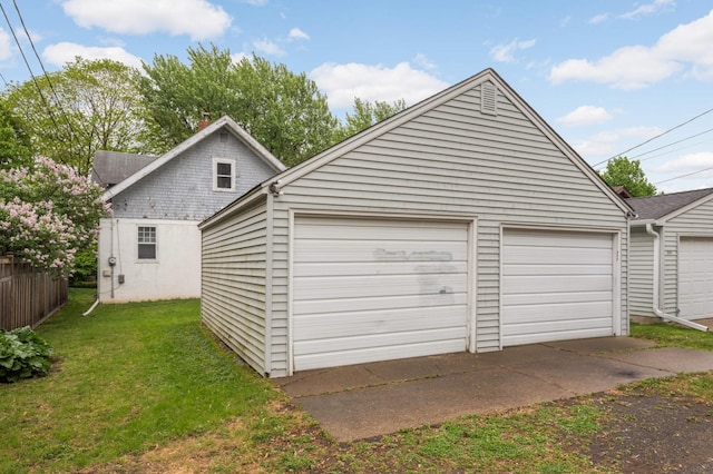 view of detached garage