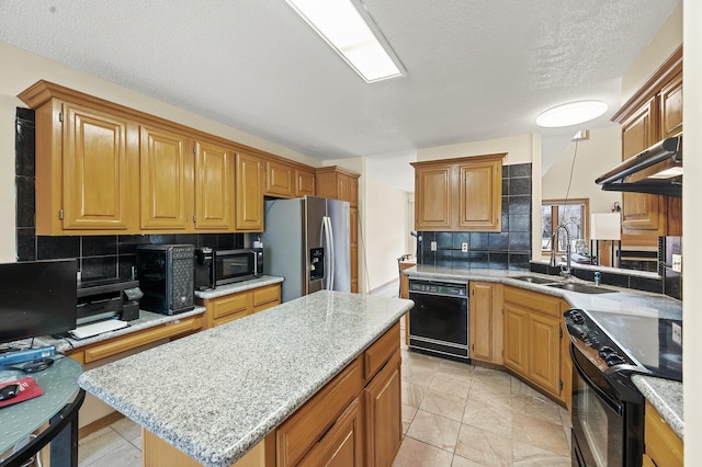 10695 53rd Ave N, Plymouth, MN 55442 - kitchen with black appliances, a sink, under cabinet range hood, decorative backsplash, and a center island