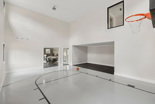 1774 Dodd Rd, Mendota Heights, MN 55118 - view of basketball court