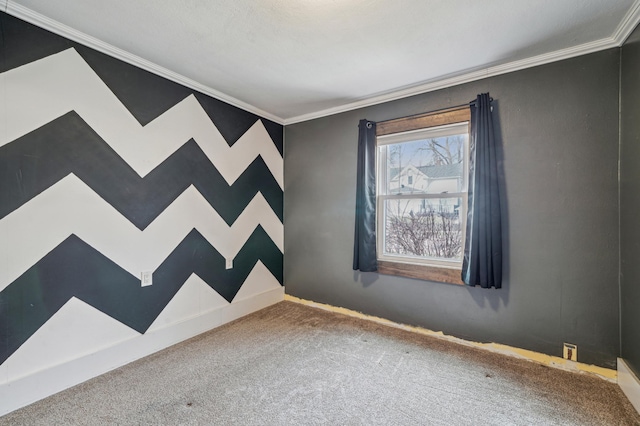 unfurnished room featuring carpet, baseboards, and ornamental molding