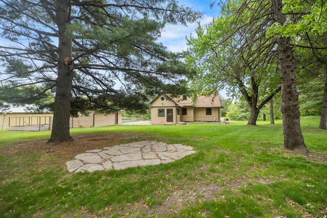 2591 Carver Ave E, Maplewood, MN 55119 - view of yard