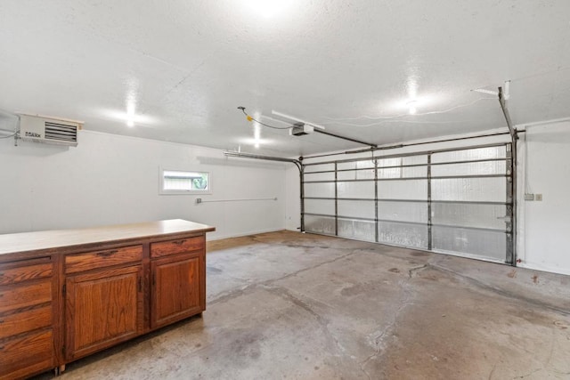 2591 Carver Ave E, Maplewood, MN 55119 - garage with a garage door opener