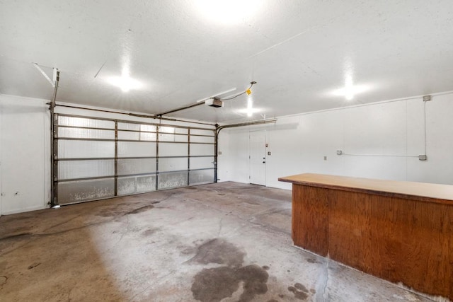 2591 Carver Ave E, Maplewood, MN 55119 - garage with a garage door opener