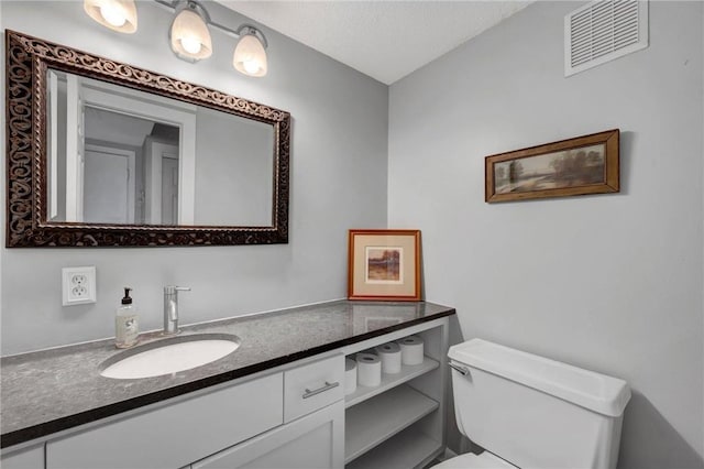 2915 Alvarado Ln N, Plymouth, MN 55447 - bathroom with toilet and vanity