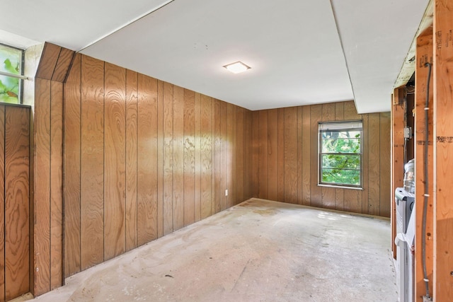 9017 31st St, Saint Louis Park, MN 55426 - unfurnished room featuring wood walls