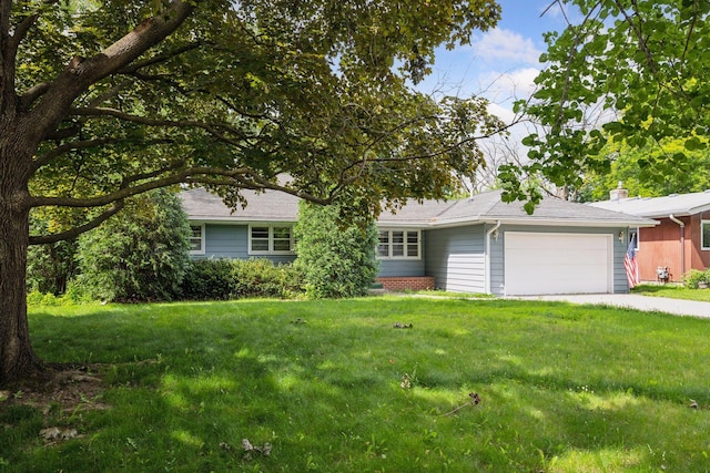 9017 31st St, Saint Louis Park, MN 55426 - single story home featuring an attached garage, a front lawn, and driveway