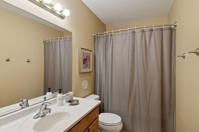 34115 Malmberg Ave, Chisago Lake Twp, MN 55045 - bathroom featuring vanity, a textured ceiling, and a shower with shower curtain