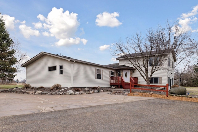 34115 Malmberg Ave, Chisago Lake Twp, MN 55045 - view of front of home