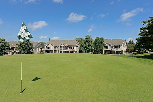 9444 Bridle Way, Victoria, MN 55386 - surrounding community featuring a putting green and a yard