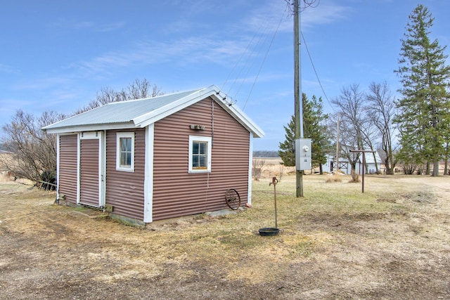 view of outbuilding with an outbuilding