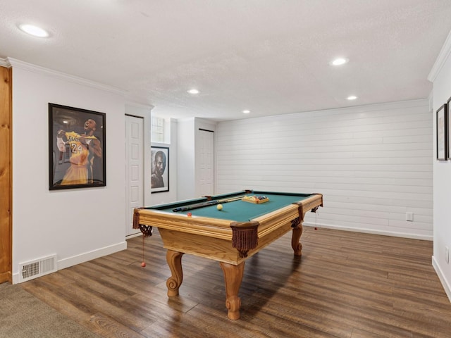 game room featuring baseboards, wood finished floors, billiards table, crown molding, and recessed lighting