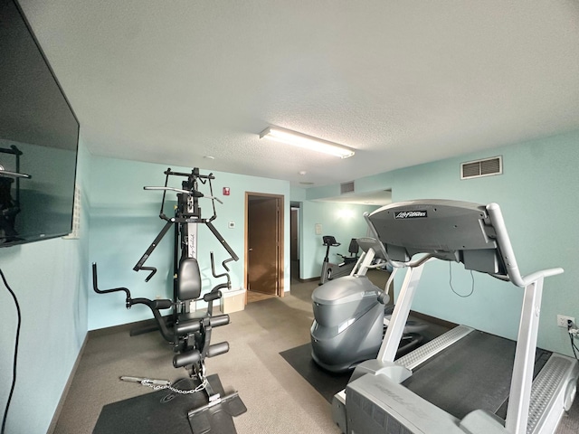 4120 Parklawn Ave Unit 134, Edina, MN 55435 - workout area with visible vents, a textured ceiling, and baseboards