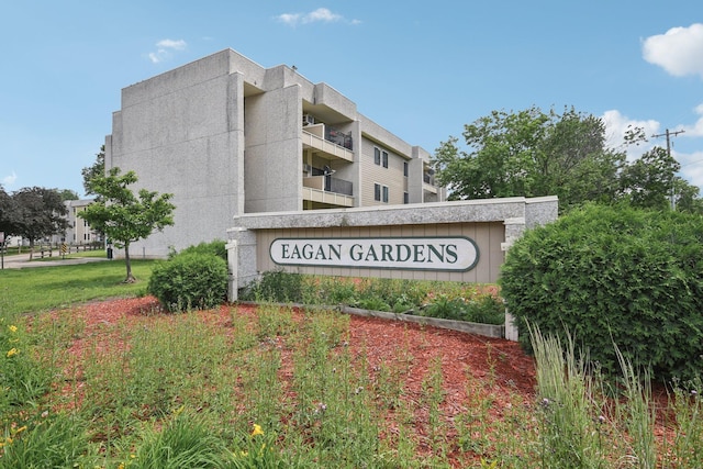 4110 Rahn Rd Unit 124, Eagan, MN 55122 - view of community / neighborhood sign