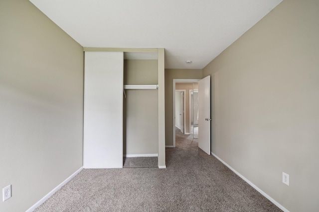 4110 Rahn Rd Unit 124, Eagan, MN 55122 - unfurnished bedroom with carpet flooring and a closet