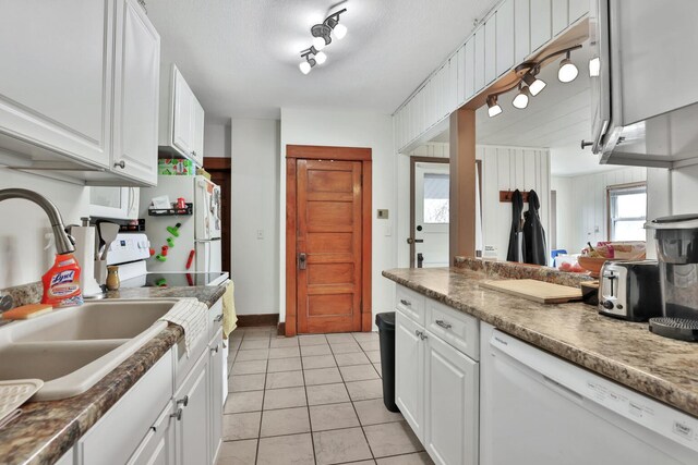 914 Charlotte St, Saint Paul, MN 55104 - photo 23