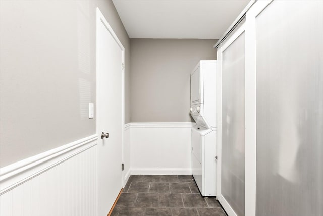 312 Walnut St, Taylors Falls, MN 55084 - washroom featuring stacked washing machine and dryer