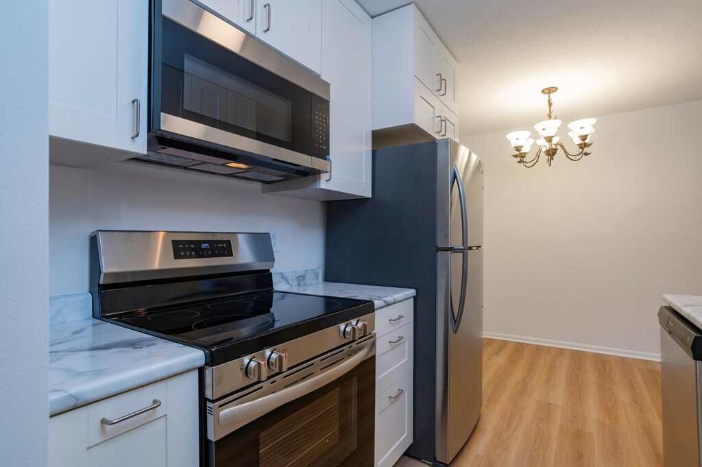2446 Aldrich Ave S Unit 111, Minneapolis, MN 55405 - photo 1