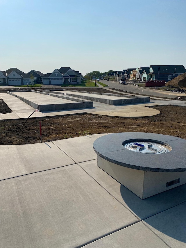 view of home's community featuring a residential view