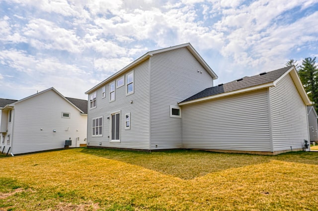 11422 34th St N, Lake Elmo, MN 55042 - rear view of property featuring a yard