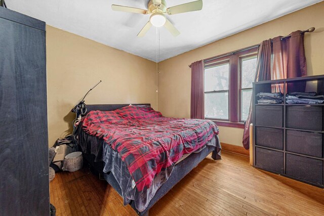 32673 Rosewood Ln, Saint Peter, MN 56082 - bedroom with wood-type flooring and a ceiling fan