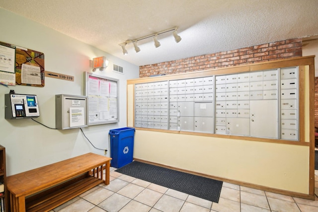 329 Geneva Ave N Unit 212, Oakdale, MN 55128 - view of property's community with mail area and visible vents