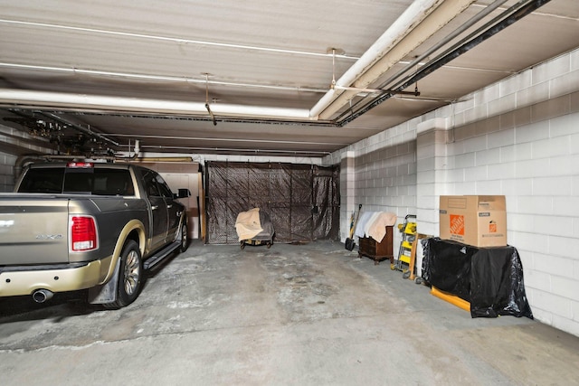 329 Geneva Ave N Unit 212, Oakdale, MN 55128 - parking garage with concrete block wall
